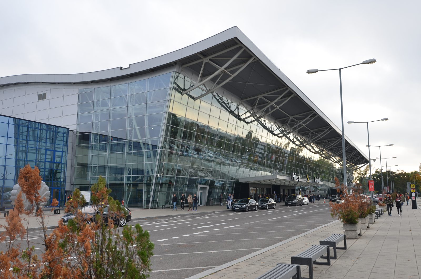 Bratislava M. R. Štefánik flygplats